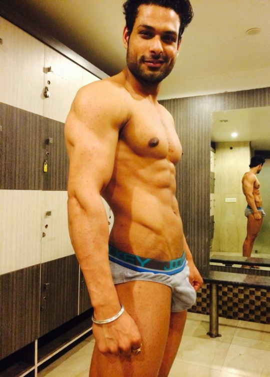 Indian Gay Sex Story: Sham's first fuck