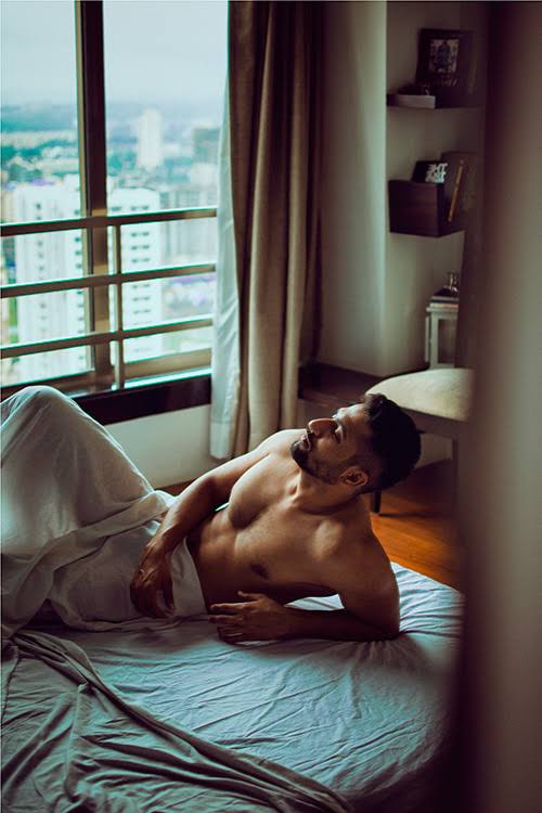 Vicky Kaushal naked