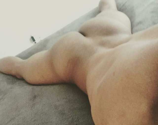 Indian Gay Porn: Sexy ass pics of hot desi bottom showing off his bubbly butt
