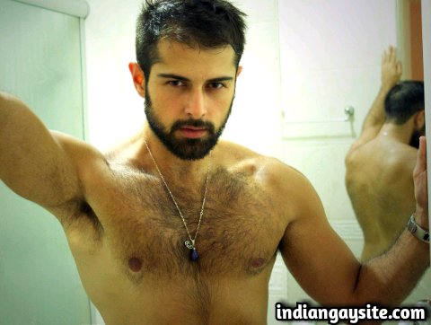 Indian Gay Sex Story: Office rendezvous that ends in the first time gay experience: 1
