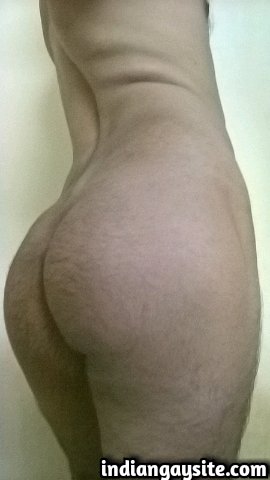 Indian Gay Porn: Sexy desi bottom showing off his hot and smooth bubble butt