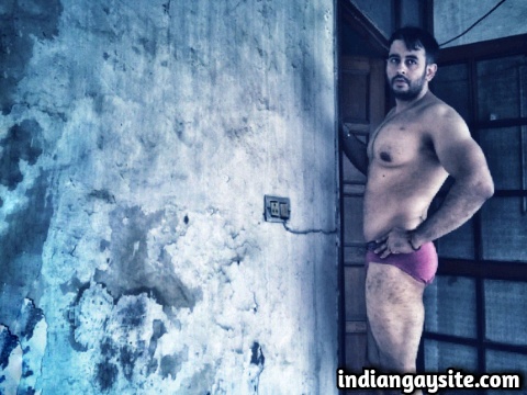 Indian Gay Sex Story: Fucking the drunk bottom
