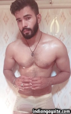 Gay Erotic Story of White Guy's Fun Times with Indian