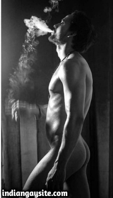 Nude Indian Hunk Shows Muscular Body & Hairy Crotch