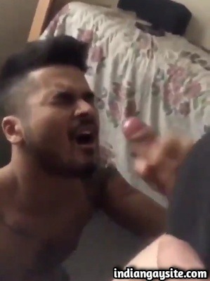 Gay Daddy Nude Gives a Cum Facial to Desi Twink