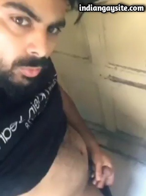 Bearded Gay Bear Wanks & Cums on Cam