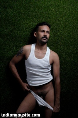 Naked Desi Stud Exposing Ass in Photoshoot