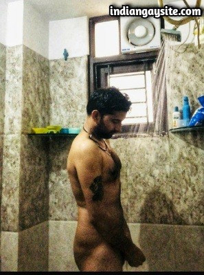 Naked Punjabi Hunk Taking a Shower & Pics
