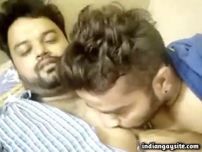 Hookup sex video of hot guy sucking big cock