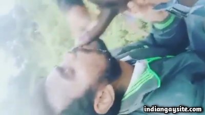 Cruising cum facial of an unknown gay man outdoors