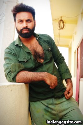 Hairy muscle hunk teasing fit and sexy furry body