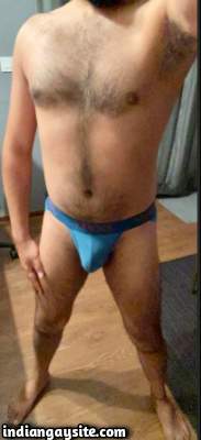 Naked horny hunk teases hot body in nude pics