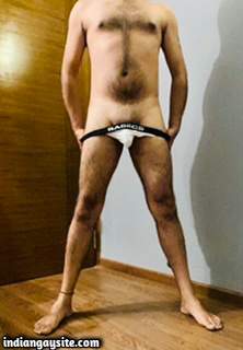 Indian horny hunk teasing nude body and cock in pics
