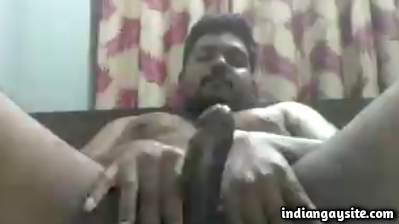 Big cock daddy jerking off his boner on cam show