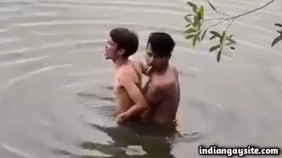 Outdoor fucking sex between horny exhibitionist twinks