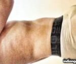 Hunky muscular guy teasing his juicy big bulging pics