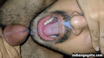 Cum facial sex fun with a horny young sucking guy
