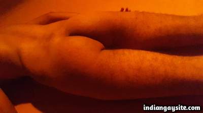 Bubbly hot ass of a sexy naked desi gay man