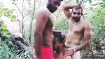 Threesome in a jungle