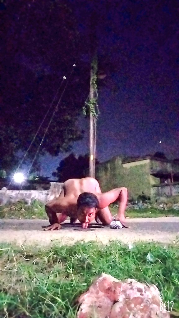 Wild horny gay guy nude 3