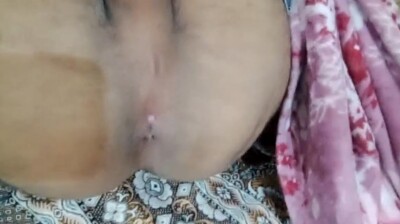Thirsty telangana bottom bitch in big bed