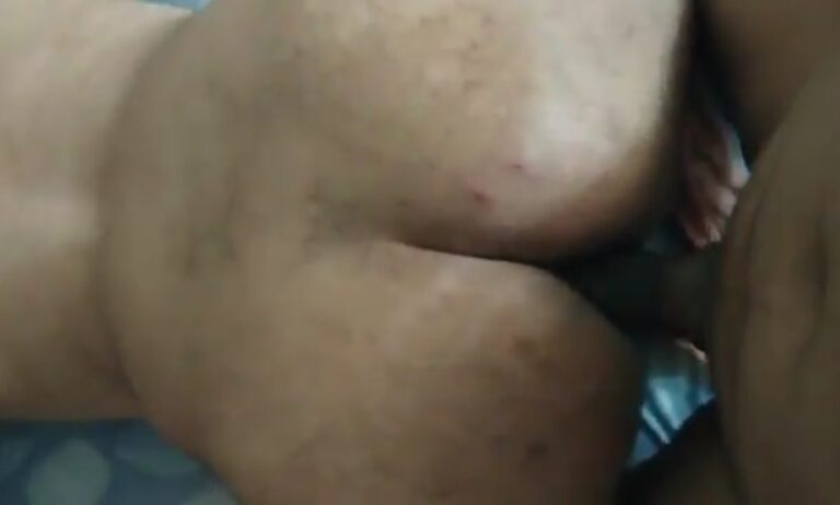 Kinky public suck for barber by customer