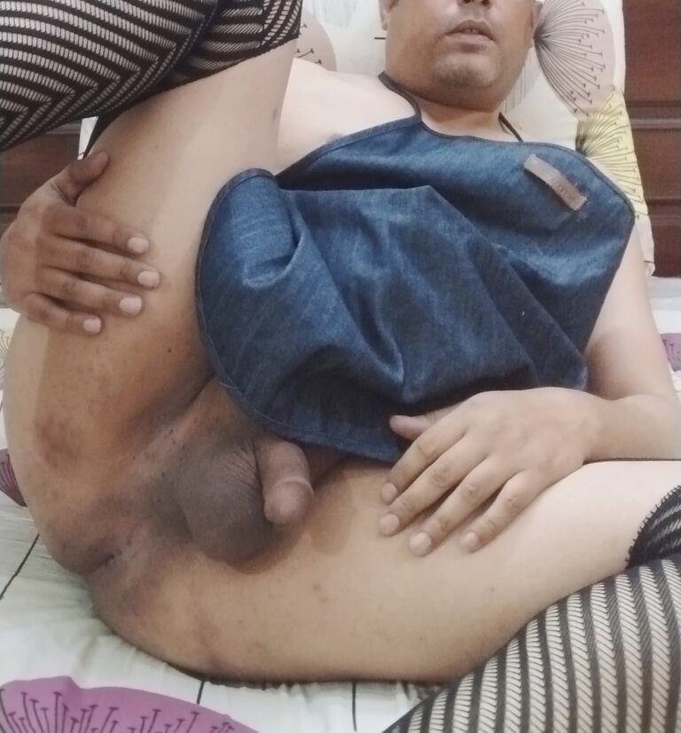 Sissy uncle daddy exposing his slutty hole 5