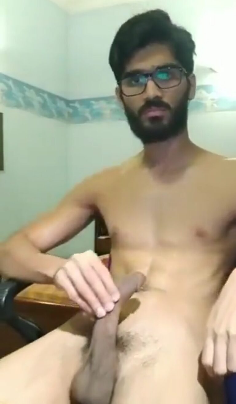 Homemade anal masturbation clip of slutty whore