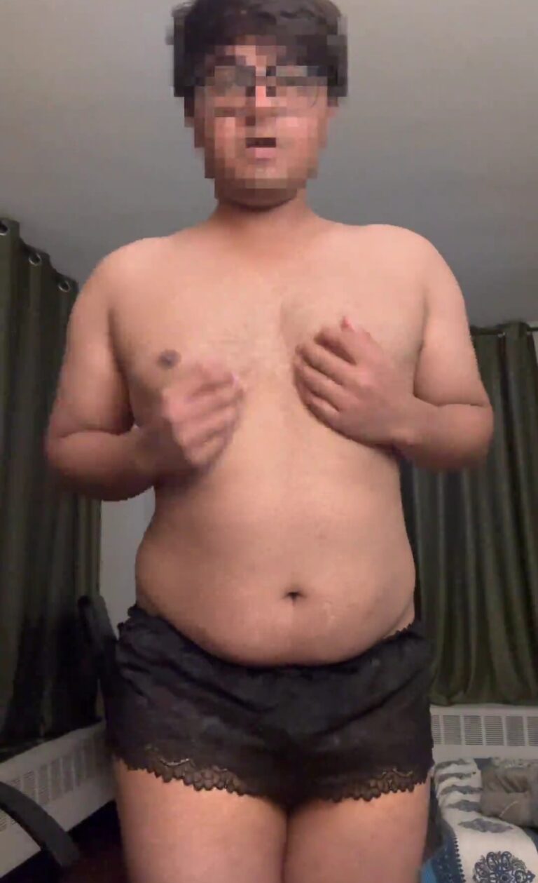 Slutty cd rent boy whore doing stripper xxx cam show