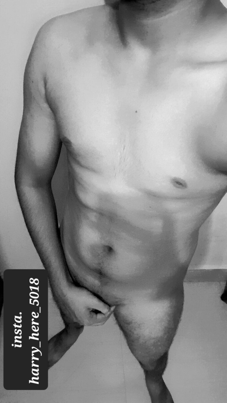 Horny gay guy masturbating porn pic