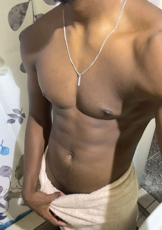 Horny gay twink nude pics
