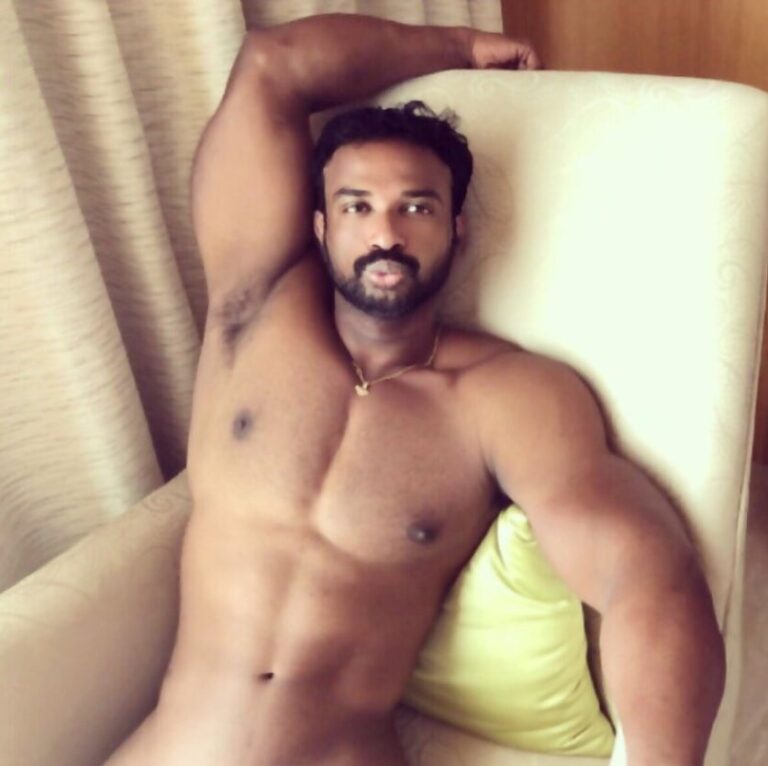 Horny naughty Kerala gay men porn pic