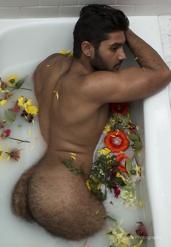 Horny gay men exposing sex fucking with friend