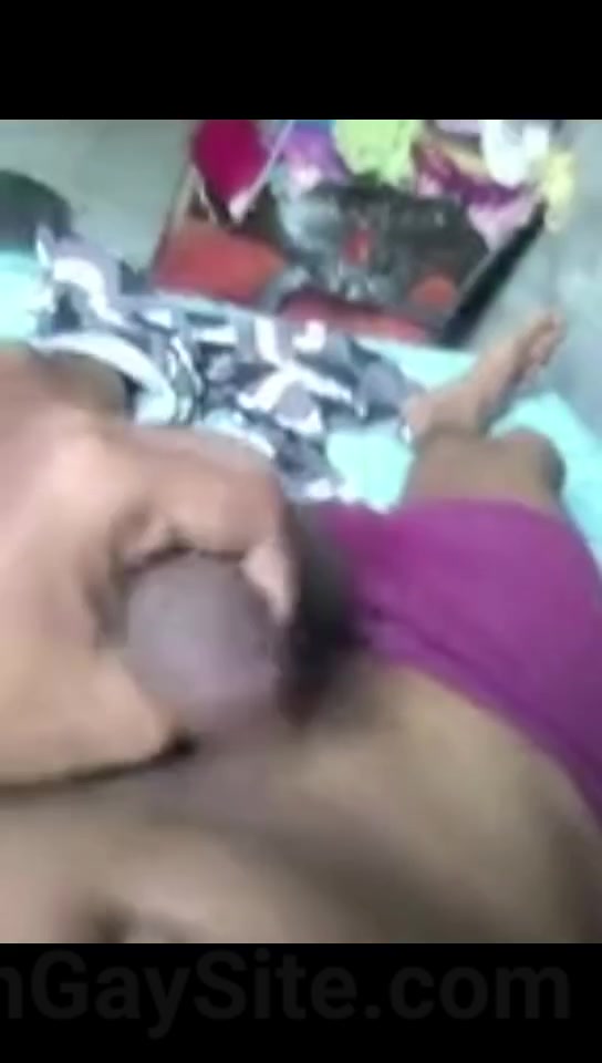 Hairy dick handjob thumbnail